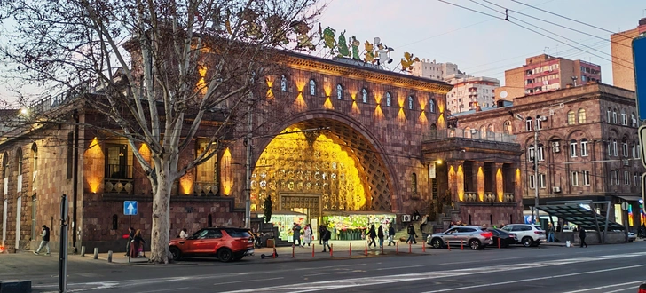 «На все ушло 200 тысяч рублей»: туристы из Тюмени за месяц объехали три страны