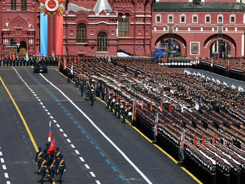 Парад Победы 2026 в Москве прошел без техники: что изменилось на Красной площади 9 Мая