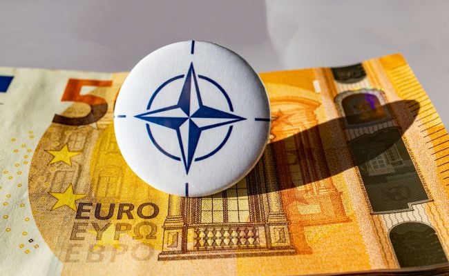 Spiegel: США намерены сократить свой вклад в НАТО, переложив бремя на европейцев