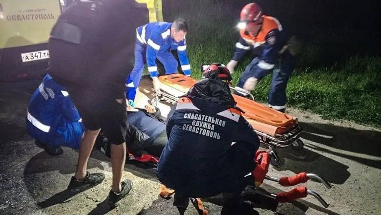 В Севастополе спасли женщину, упавшую с 10-метрового обрыва на мысе Фиолент